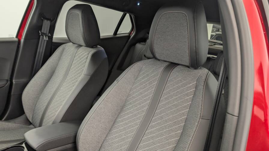 Mandataire Automobile occasion, recherche de Peugeot 2008-100-s-s-bvm6-allure - E-Motors