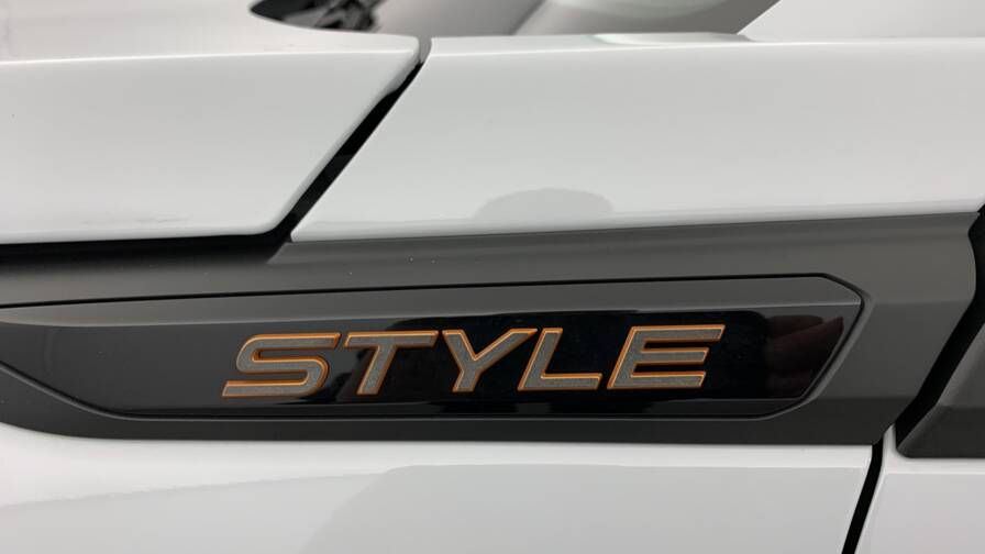 Mandataire Automobile neuf, recherche de Peugeot 2008-100-s-s-bvm6-style - E-Motors