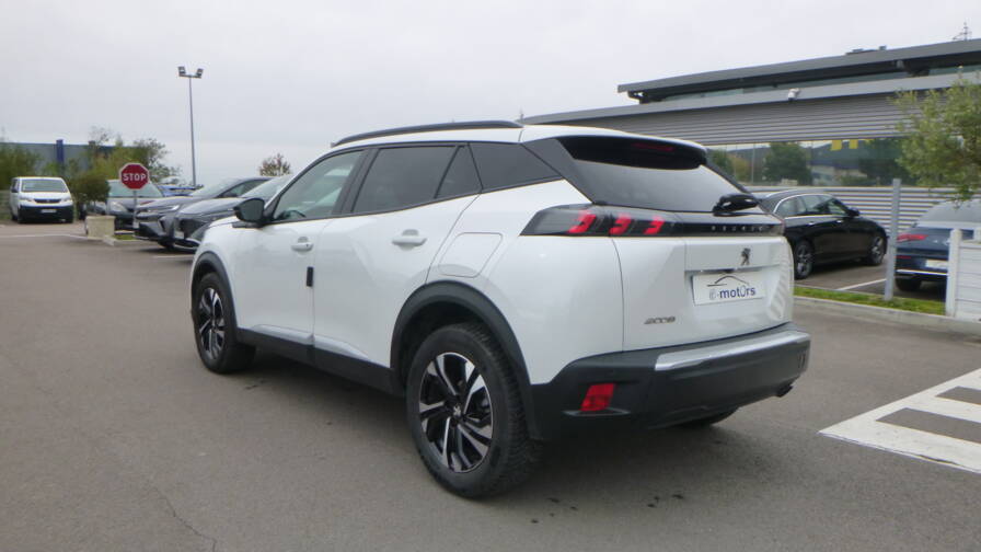 Mandataire Automobile occasion, recherche de Peugeot 2008-puretech-100-s-s-bvm6-allure - E-Motors