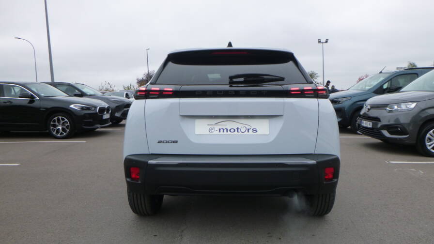 Mandataire Automobile neuf, recherche de Peugeot 2008-100-s-s-allure - E-Motors