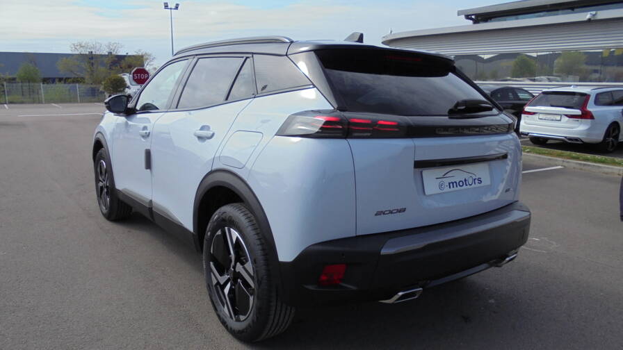 Mandataire Automobile neuf, recherche de Peugeot 2008-hybrid-145-e-dcs6-gt-plus-toit-pano - E-Motors