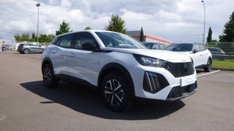 Mandataire Automobile neuf, recherche de Peugeot 2008-hybrid-136-e-dcs6-style-plus-pack-navigation-visiopark - E-Motors