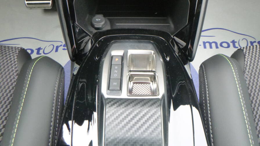 Mandataire Automobile occasion, recherche de Peugeot 2008-puretech-130-s-s-eat8-gt - E-Motors