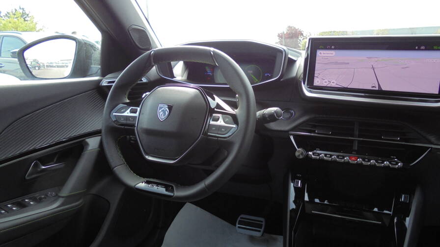 Mandataire Automobile neuf, recherche de Peugeot 2008-hybrid-145-e-dcs6-gt-plus-toit-pano - E-Motors
