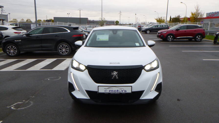 Avis-mandataire-auto-Emotors-Peugeot-2008-Allure-bluehdi-130-eat8-plus-navigation.