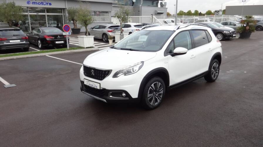 Avis-mandataire-auto-Emotors-Peugeot-2008-Allure-bluehdi-120-plus-jantes-17-plus-grip-control.