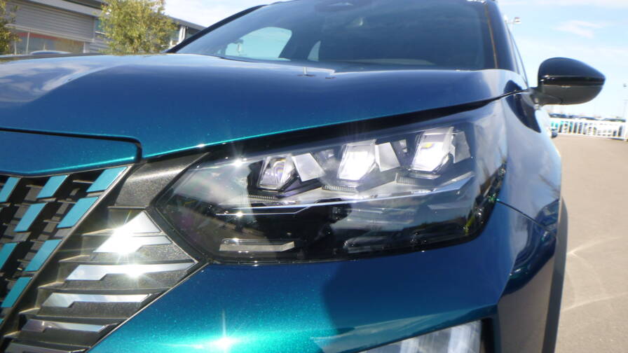 Mandataire Automobile neuf, recherche de Peugeot 2008-hybrid-145-e-dcs6-gt-plus-si-ge-lectrique-plus-cam-ra-360 - E-Motors