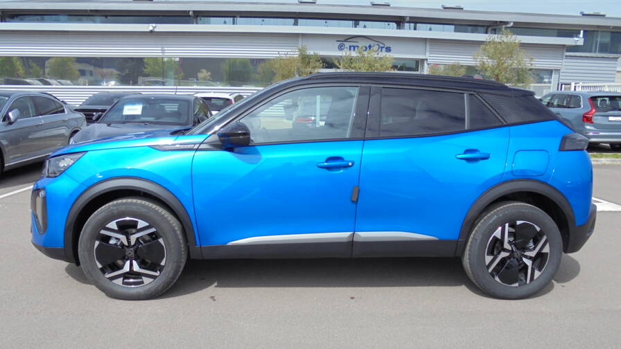 Mandataire Automobile neuf, recherche de Peugeot 2008-hybrid-145-e-dcs6-gt-plus-pack-vision-navigation-drive-assist-plus - E-Motors