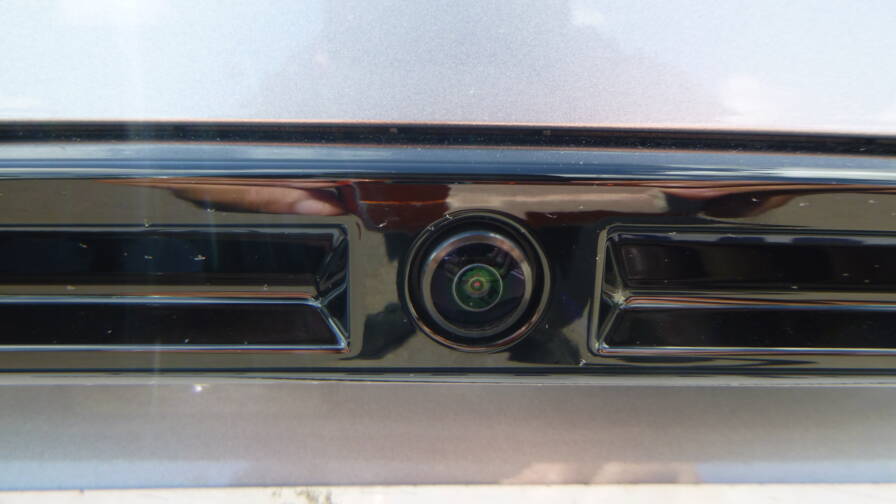 Mandataire Automobile neuf, recherche de Peugeot 2008-hybrid-145-e-dcs6-gt-plus-toit-pano - E-Motors