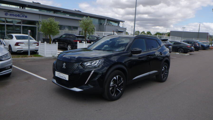 Avis-mandataire-auto-Emotors-Peugeot-2008-Puretech-100-s-s-bvm6-allure-plus-5300-km-plus-navigation.