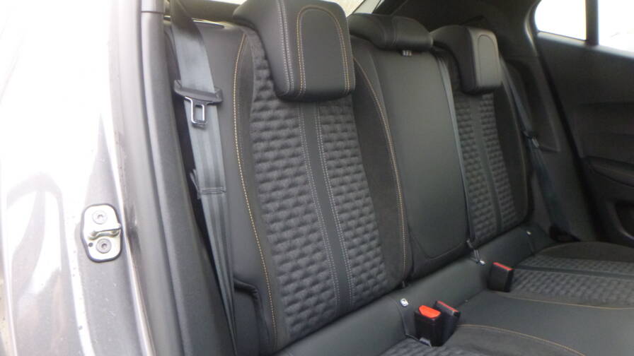 Mandataire Automobile occasion, recherche de Peugeot 2008-puretech-130-s-s-eat8-roadtrip - E-Motors