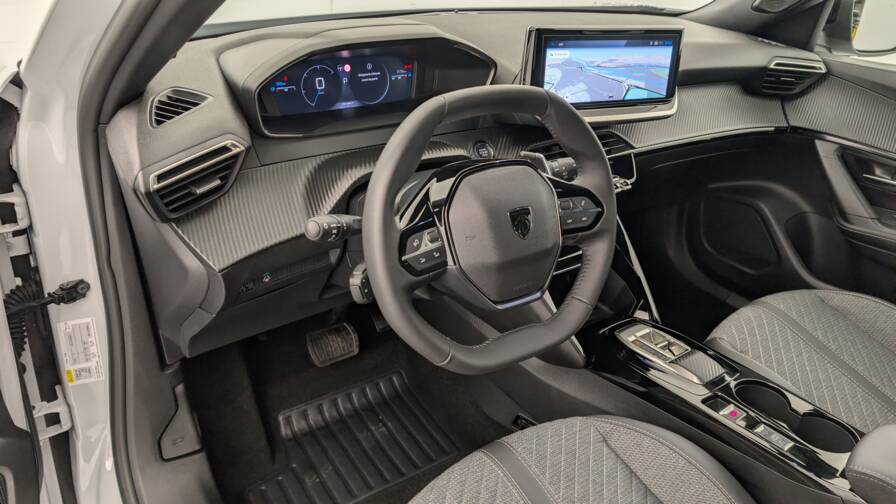 Mandataire Automobile occasion, recherche de Peugeot 2008-hybrid-136-e-dcs6-allure - E-Motors