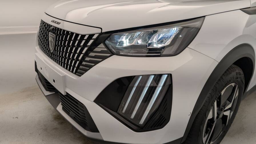 Mandataire Automobile occasion, recherche de Peugeot 2008-hybrid-136-e-dcs6-allure - E-Motors