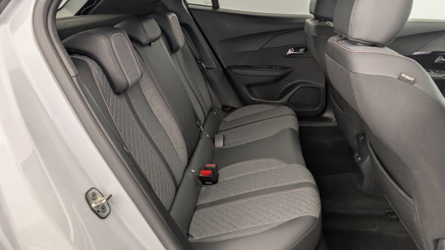 Mandataire Automobile occasion, recherche de Peugeot 2008-hybrid-136-e-dcs6-allure - E-Motors