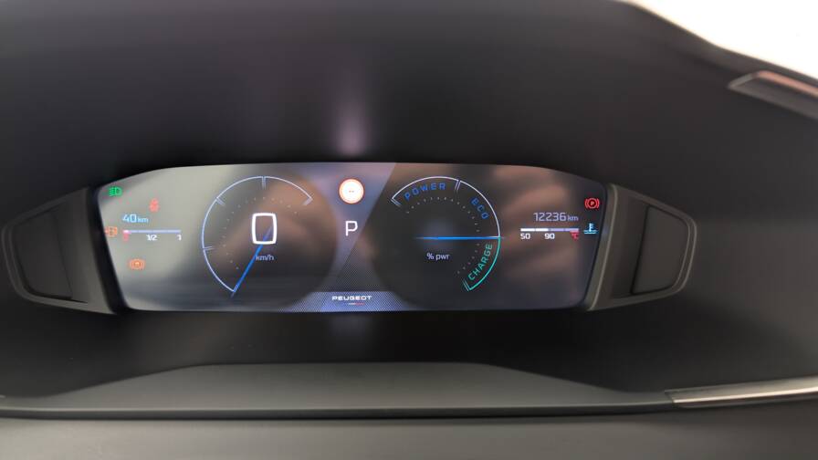 Mandataire Automobile occasion, recherche de Peugeot 2008-hybrid-136-e-dcs6-allure - E-Motors