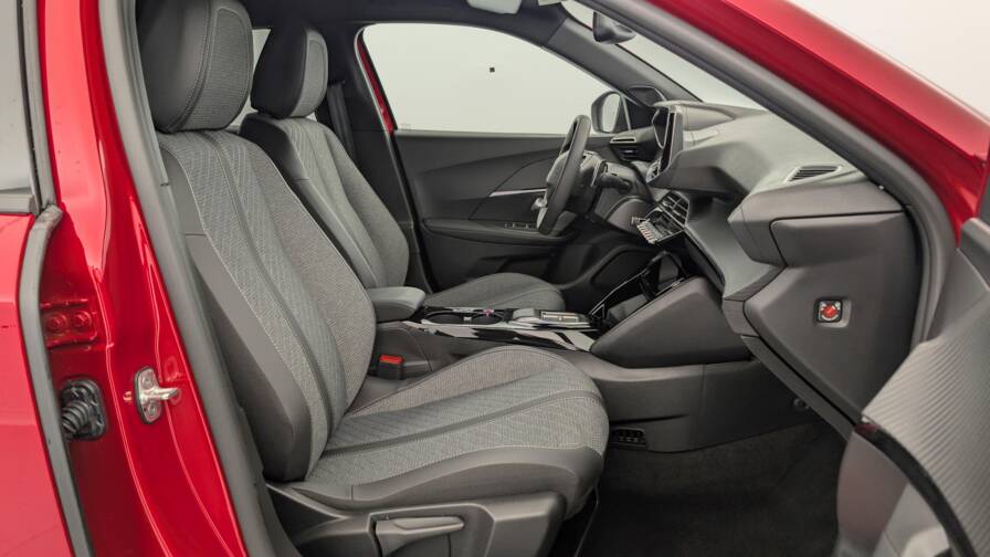 Mandataire Automobile occasion, recherche de Peugeot 2008-hybrid-136-e-dcs6-allure - E-Motors