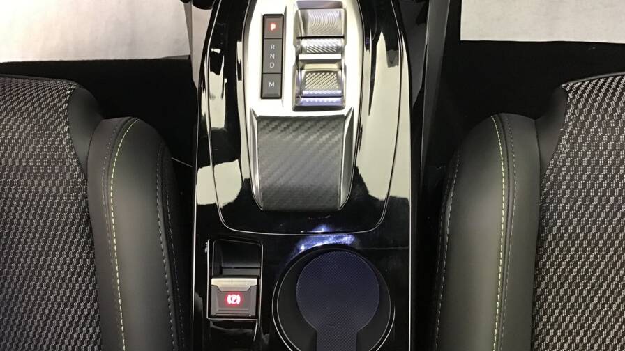 Mandataire Automobile occasion, recherche de Peugeot 2008-hybrid-145-e-dcs6-gt - E-Motors