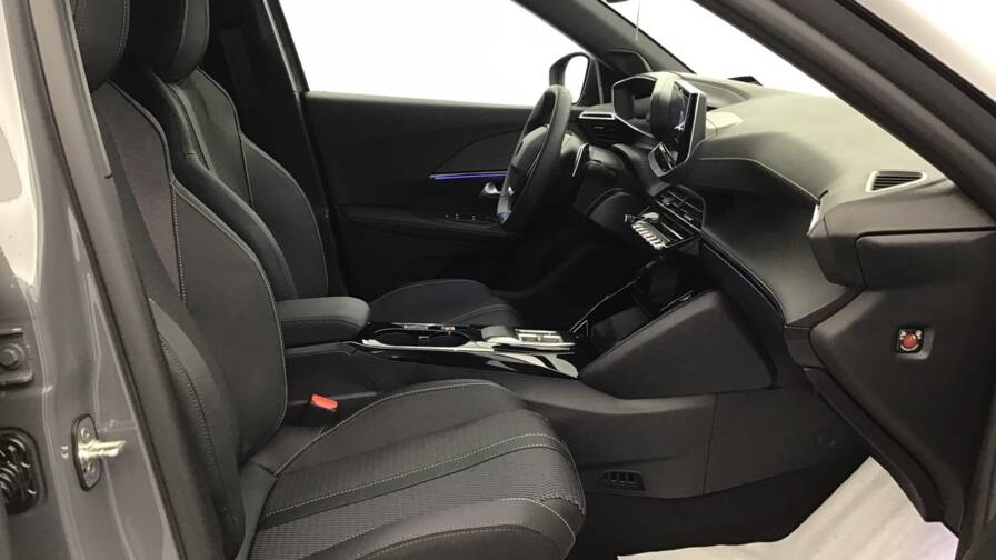 Mandataire Automobile occasion, recherche de Peugeot 2008-hybrid-145-e-dcs6-gt - E-Motors