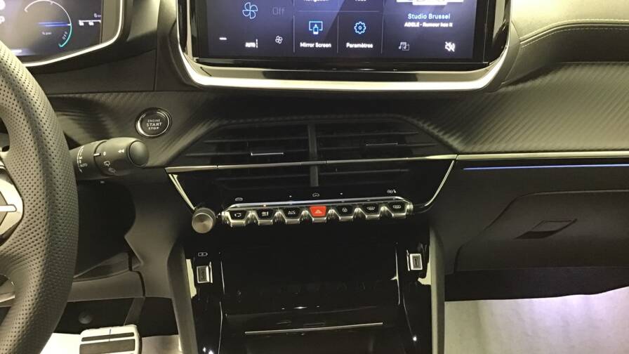 Mandataire Automobile occasion, recherche de Peugeot 2008-hybrid-145-e-dcs6-gt - E-Motors