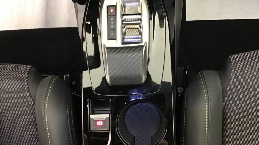 Mandataire Automobile occasion, recherche de Peugeot 2008-hybrid-145-e-dcs6-gt - E-Motors