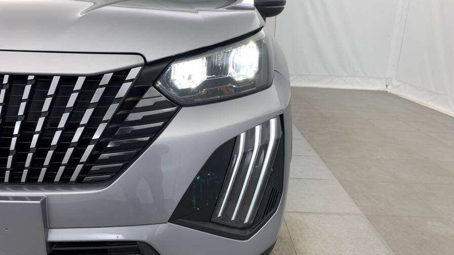 Mandataire Automobile neuf, recherche de Peugeot 2008-hybrid-145-e-dcs6-allure - E-Motors