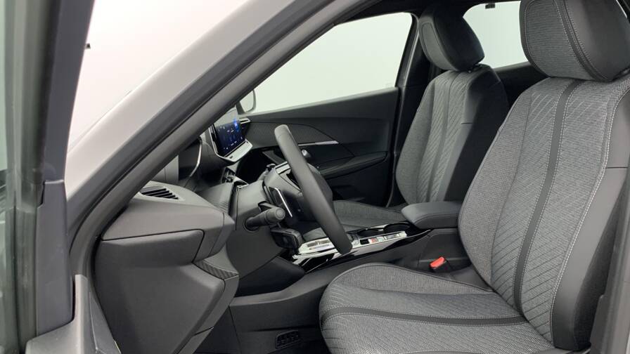 Mandataire Automobile neuf, recherche de Peugeot 2008-hybrid-145-e-dcs6-allure - E-Motors