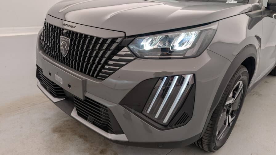 Mandataire Automobile neuf, recherche de Peugeot 2008-hybrid-145-e-dcs6-allure - E-Motors