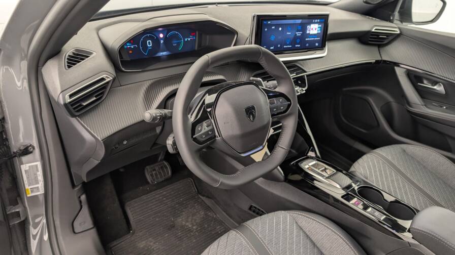 Mandataire Automobile neuf, recherche de Peugeot 2008-hybrid-145-e-dcs6-allure - E-Motors