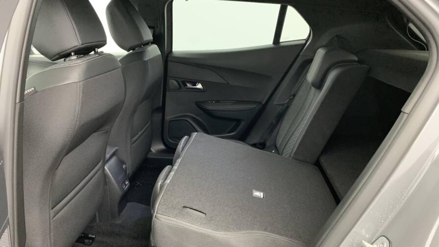 Mandataire Automobile neuf, recherche de Peugeot 2008-hybrid-145-e-dcs6-allure - E-Motors