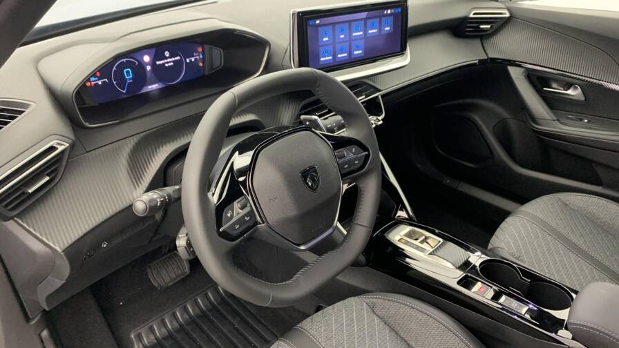 Mandataire Automobile neuf, recherche de Peugeot 2008-hybrid-145-e-dcs6-allure - E-Motors