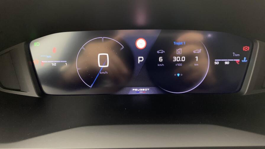 Mandataire Automobile neuf, recherche de Peugeot 2008-hybrid-145-e-dcs6-allure - E-Motors