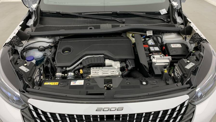 Mandataire Automobile neuf, recherche de Peugeot 2008-hybrid-145-e-dcs6-gt - E-Motors