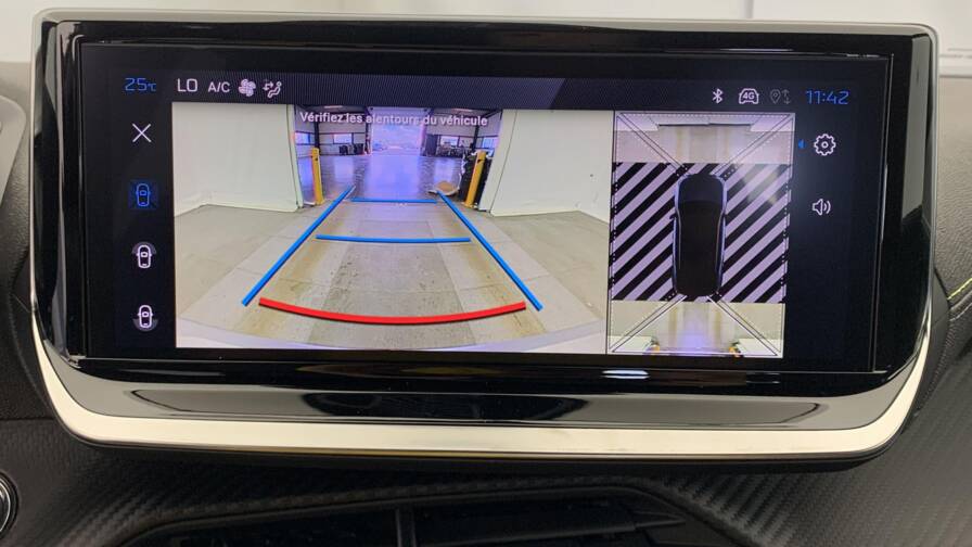 Mandataire Automobile neuf, recherche de Peugeot 2008-hybrid-145-e-dcs6-gt - E-Motors