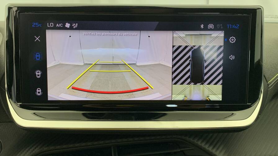 Mandataire Automobile neuf, recherche de Peugeot 2008-hybrid-145-e-dcs6-gt - E-Motors