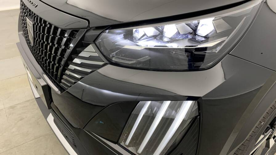 Mandataire Automobile neuf, recherche de Peugeot 2008-hybrid-145-e-dcs6-gt - E-Motors