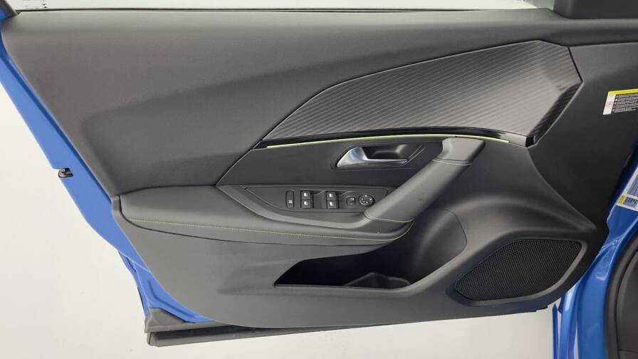 Mandataire Automobile neuf, recherche de Peugeot 2008-ii-1-2-puretech-130ch-gt-eat8 - E-Motors