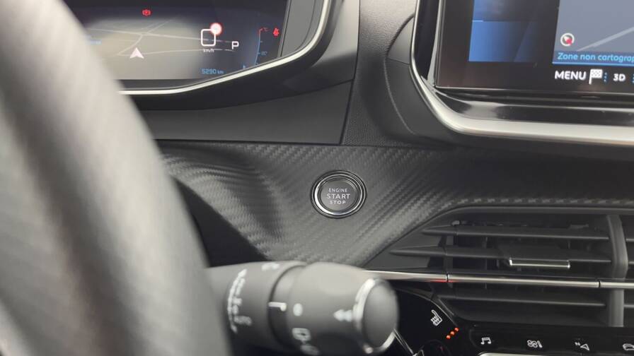 Mandataire Automobile neuf, recherche de Peugeot 2008-ii-1-2-puretech-130ch-gt-eat8 - E-Motors