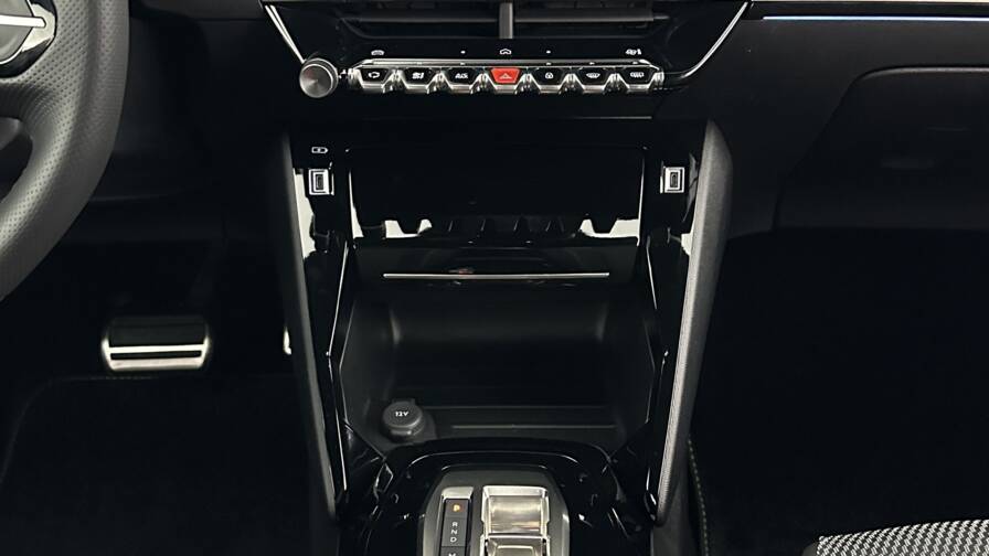 Mandataire Automobile neuf, recherche de Peugeot 2008-ii-2-1-2-hybrid-136ch-gt-e-dcs6 - E-Motors