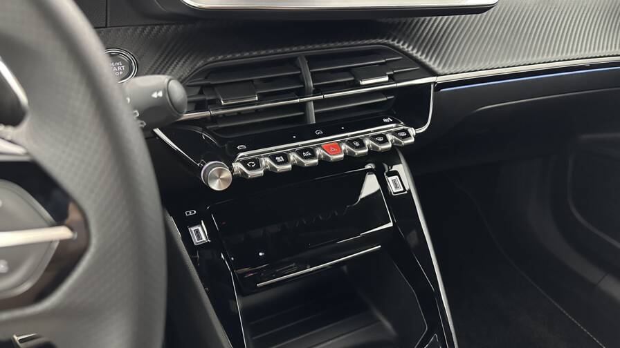 Mandataire Automobile neuf, recherche de Peugeot 2008-ii-2-1-2-hybrid-136ch-gt-e-dcs6 - E-Motors