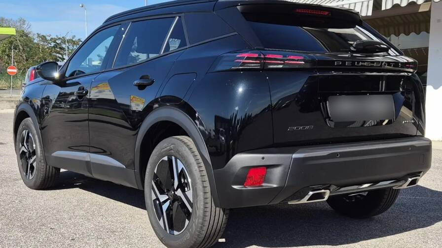 Mandataire Automobile neuf, recherche de Peugeot 2008-hybrid-136-e-dcs6-allure - E-Motors