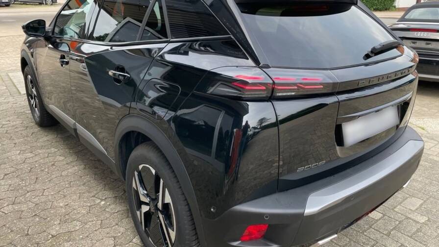 Mandataire Automobile neuf, recherche de Peugeot 2008-hybrid-145-e-dcs6-gt - E-Motors