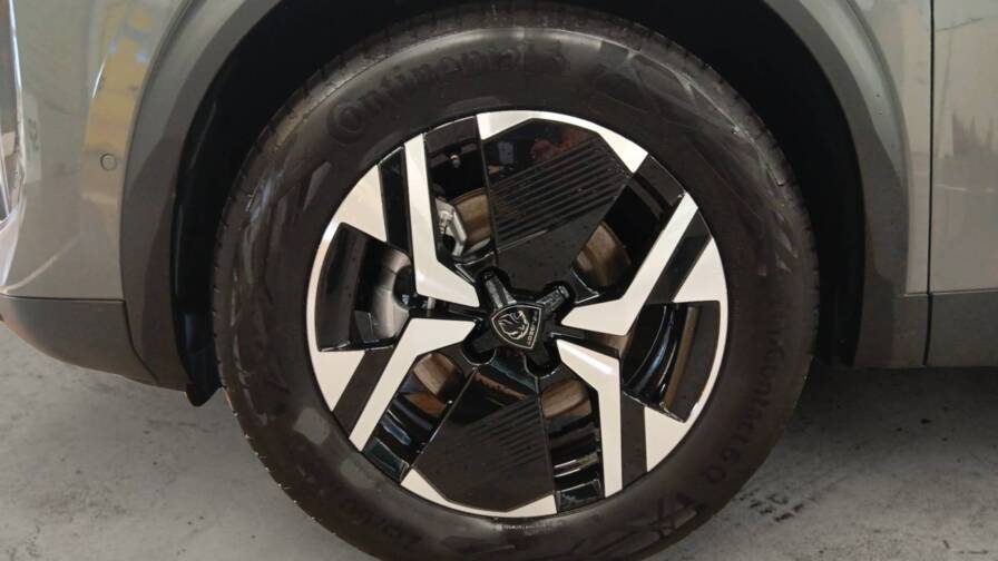 Mandataire Automobile occasion, recherche de Peugeot 2008-nouveau-hybrid-145-e-dcs6-gt - E-Motors