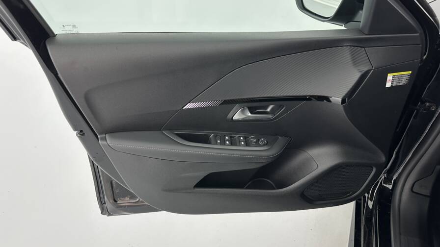 Mandataire Automobile neuf, recherche de Peugeot 208-1-2-hybrid-110ch-allure-e-dcs6 - E-Motors