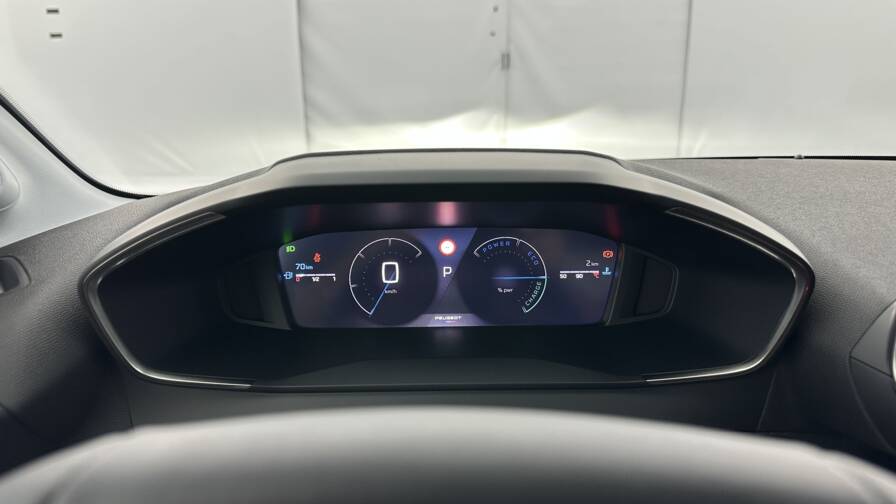 Mandataire Automobile neuf, recherche de Peugeot 208-1-2-hybrid-110ch-allure-e-dcs6 - E-Motors