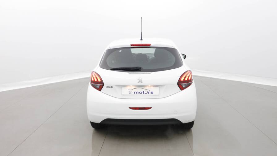 Mandataire Automobile occasion, recherche de Peugeot 208-1-2-puretech-82-active-gps - E-Motors