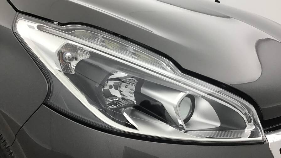 Avis-mandataire-auto-Emotors-Peugeot-208-1-6-bluehdi-75ch-bvm5-active.