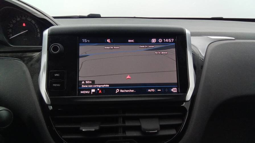 Mandataire Automobile occasion, recherche de Peugeot 208-affaire-1-2-puretech-82-premium-pack-plus-pdc-ar - E-Motors