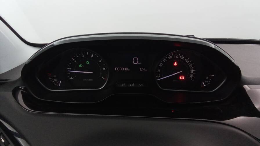 Mandataire Automobile utilitaire, recherche de Peugeot 208-affaire-puretech-82-premium-pack-2pl-plus-pdc-ar - E-Motors