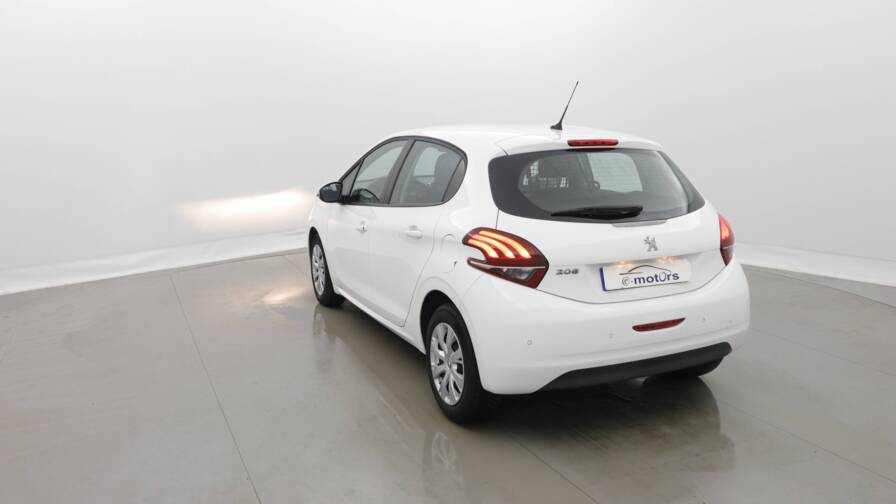 Mandataire Automobile utilitaire, recherche de Peugeot 208-affaire-puretech-82-premium-pack-2pl-plus-pdc-ar - E-Motors