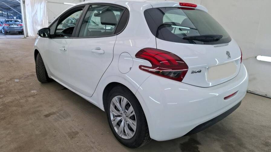 Mandataire Automobile occasion, recherche de Peugeot 208-puretech-82-active-plus-navigation - E-Motors